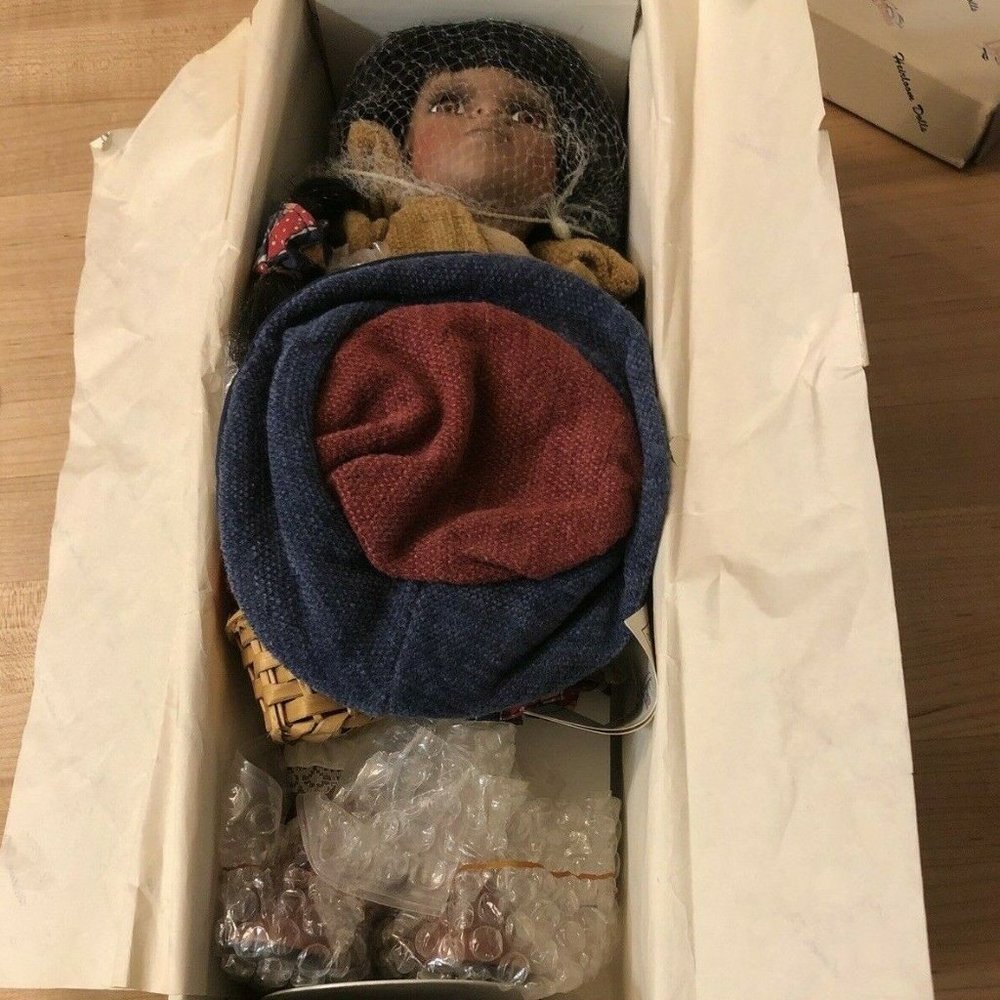 Duck House Heirloom 14" Porcelain Doll "Blair" COA